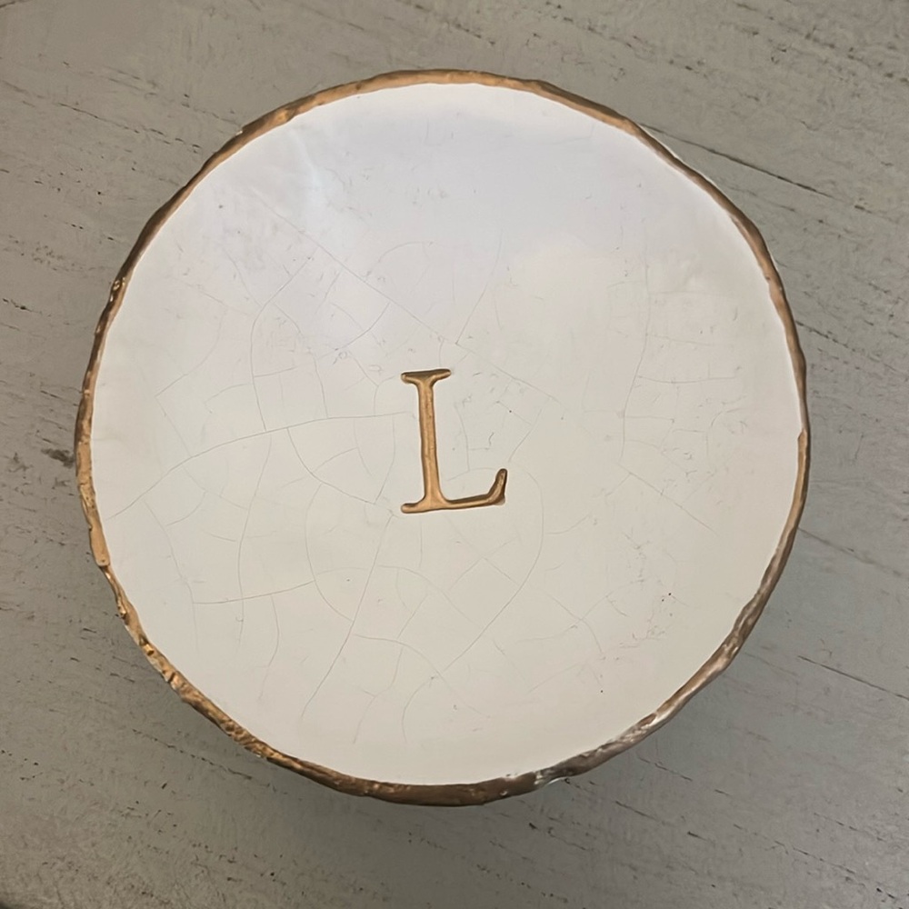 L catch tray